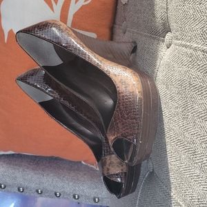 Wedge heel from Carlos